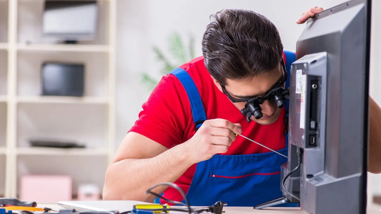 علت نخواندن فلش در تلویزیون اسنوا